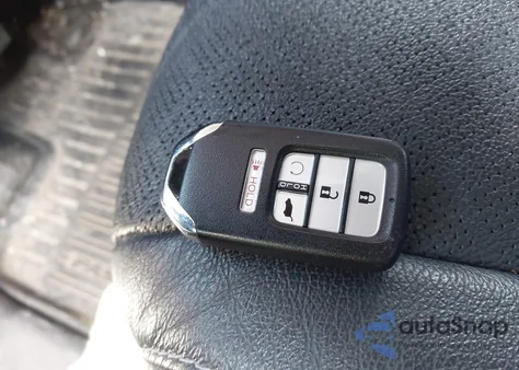 2021 Honda Passport Awd Elite z USA, uszkodzony, nr VIN 5FNYF8H08MB028138